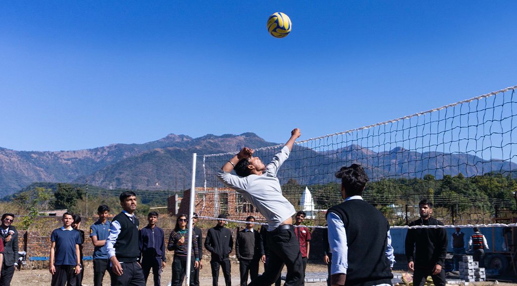 CO-CURRICULAR ACTIVITIES 7 sports activities in the KIIMS college